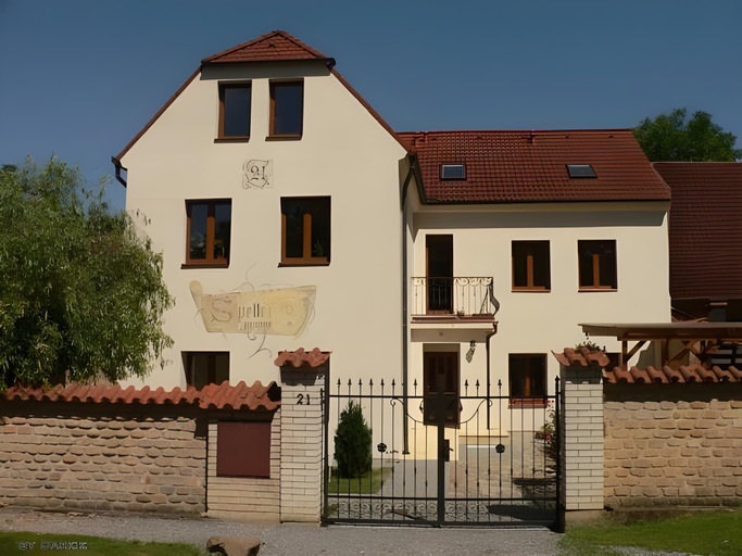 Others 5, Penzion Speller, Beroun