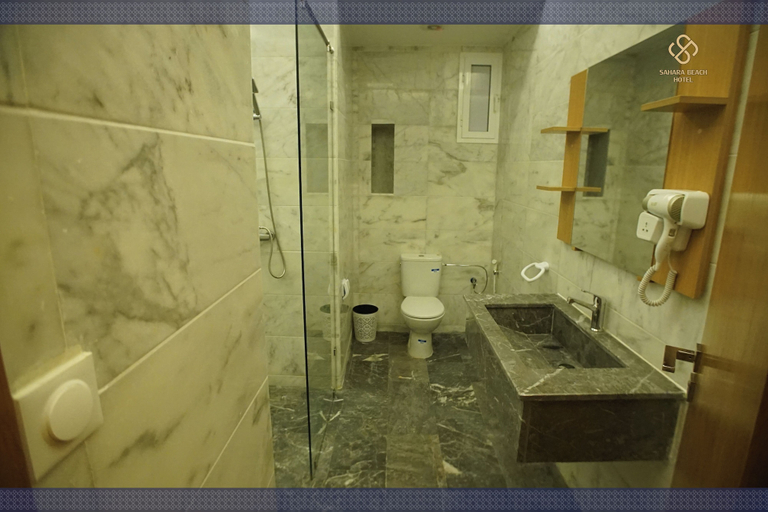 Bathroom 3, Hotel Sahara Beach, Tan-Tan
