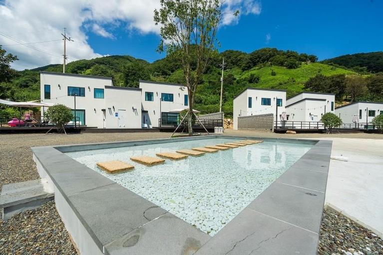2, Gwangyang Attracted Pool Villa, Gwangyang