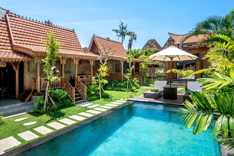 Swimming Pool 9