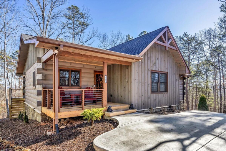 Beaumont - Lux Mountain View Cabin with Hot Tub, Gilmer