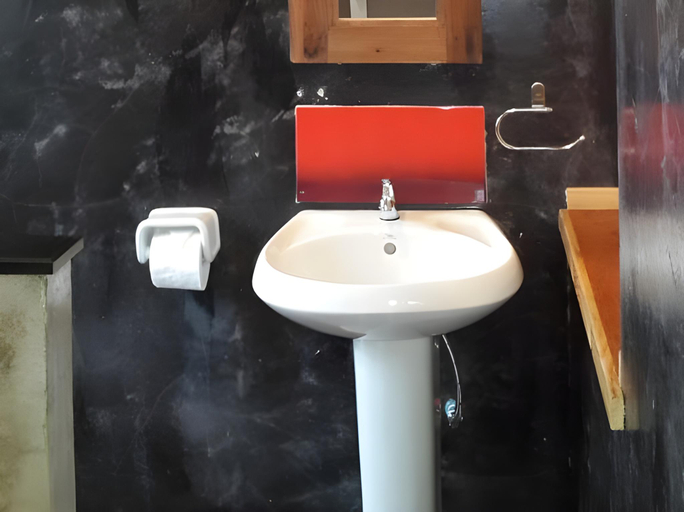 Bathroom 3, Baan Jaru, Muang Chiang Rai