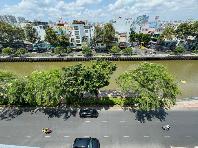 Others 4, DLux Saigon Condo, District 3