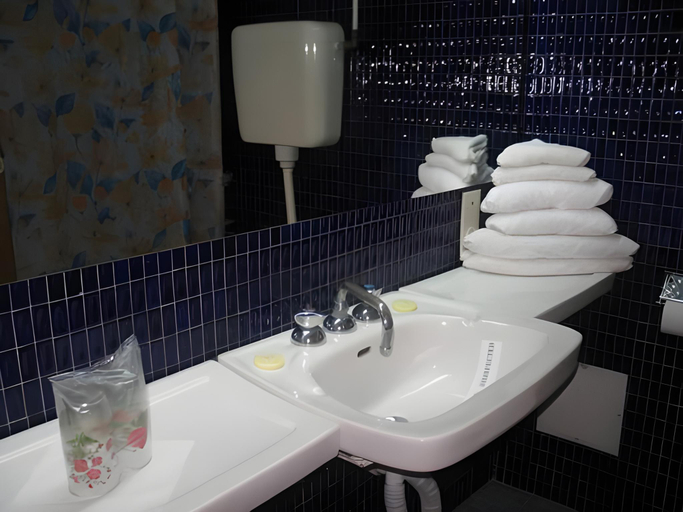Bathroom 5, TERRA HOTEL, Mangalia