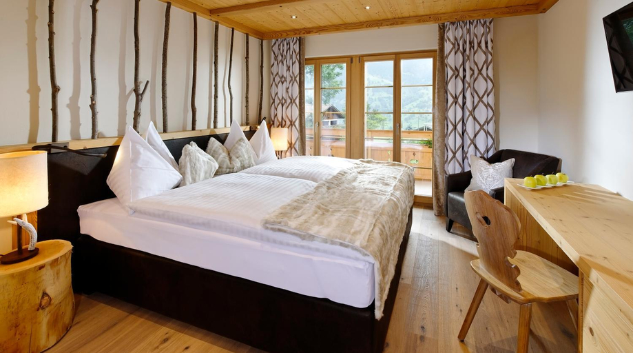 Bedroom 8