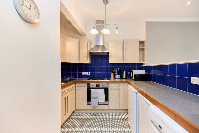 Others 5, The West Hampstead Place - Inviting 2bdr Apartment, London
