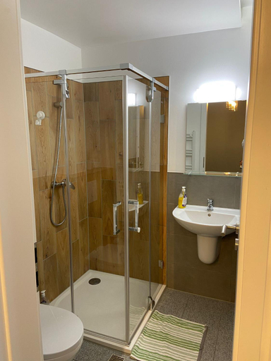 Bathroom 2, Ave Hotel Victoriei, Municipiul Bucuresti