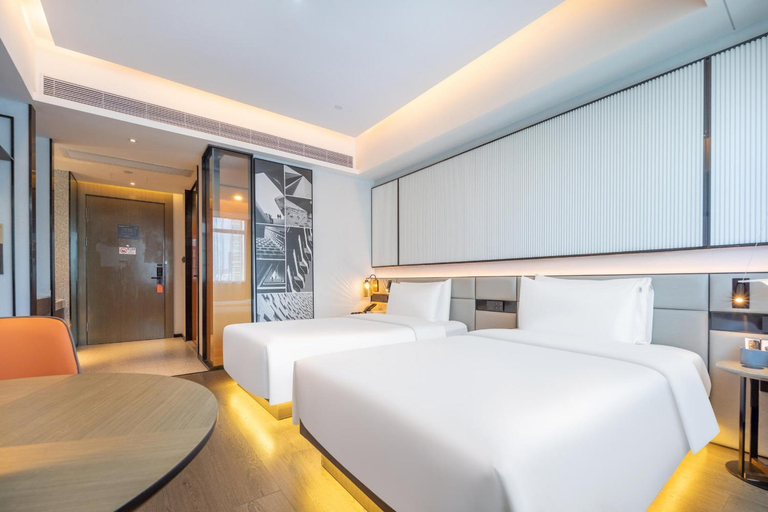 Bedroom 24