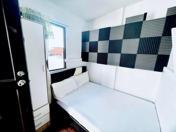 Bedroom, Semi Studio Room at EKG House Rental, Manila City