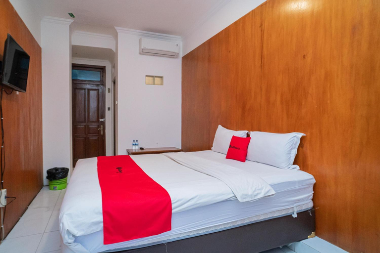 Bedroom 12