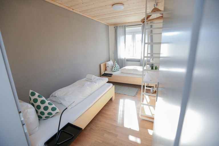 Others 3, Wohnung OG KLIMATISIERT mit 3 Schlafzimmer in ruhiger Gegend, Feldkirch