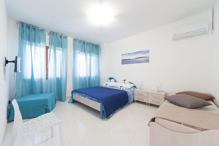 Bedroom 2, AppartamentiDueC, Trapani