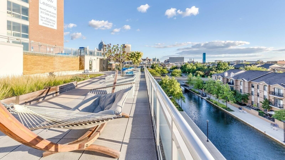 9 On Canal Apartments By Barsala, Marion