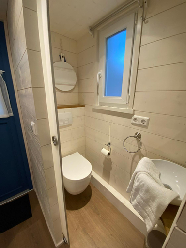 Bedroom 3, Tiny House Ems im PIER9 Tiny House Hotel, Hamm