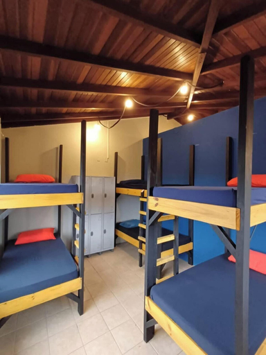 Bedroom 5, Bah Uai Hostel, Garopaba