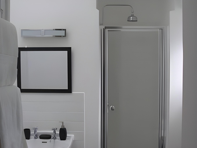 Bathroom 2, Park Farmhouse Bed and Breakfast, Cornwall