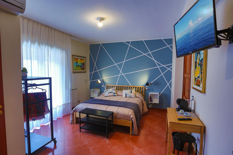 Others 5, B&B CasaBuddace, Messina