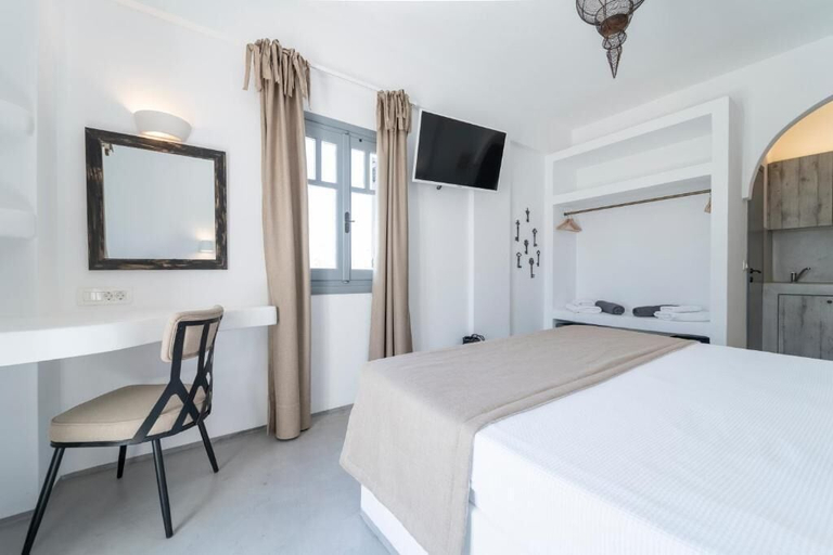 Bedroom 3, Black Coast Hotel Santorini, South Aegean