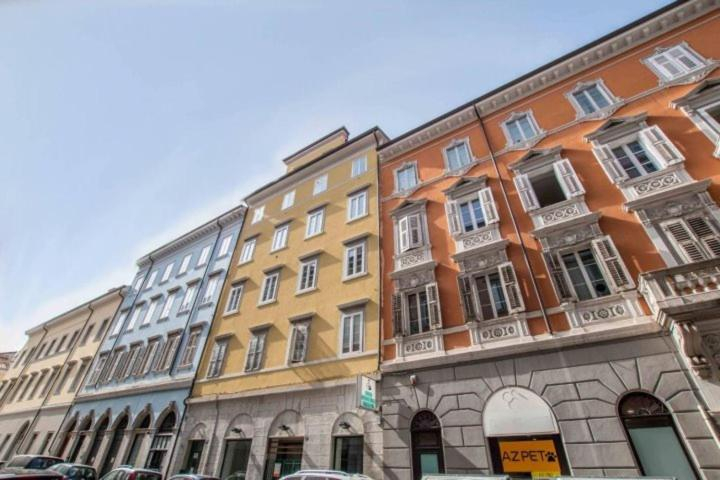 Others 5, B&B Empire 1970, Trieste