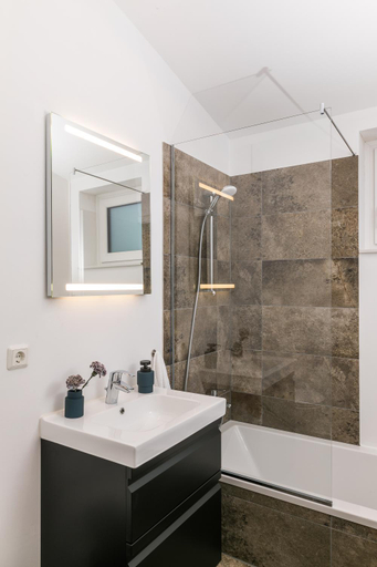 Bathroom 5
