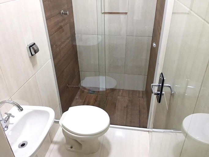 Bathroom 2, Hotel Premier, Brasília