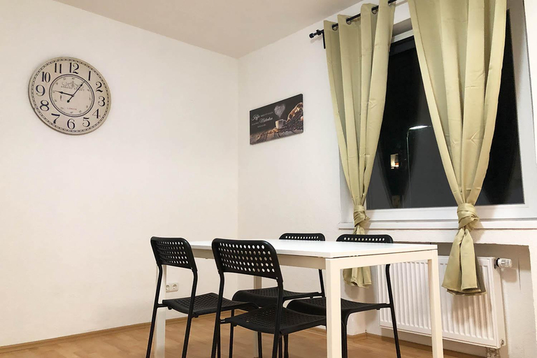 Others 4, cozy Apartments with WiFi, Oberhausen
