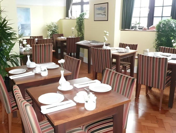 Others 4, Royal Hotel (Adults Only), East Sussex