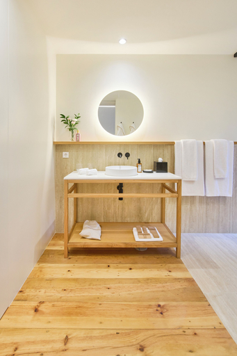 Bathroom 5, MS Collection Arouca Mosteiro de Arouca, Arouca