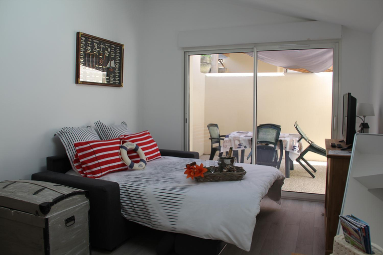 Bedroom 6