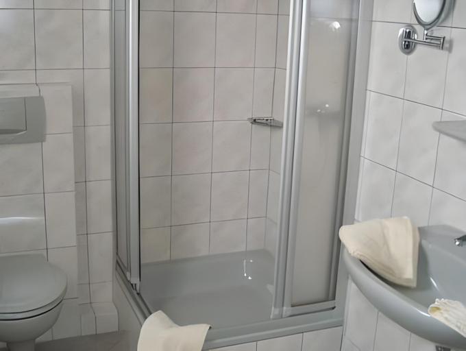 Bathroom 3, DORMERO Moselhotel Koblenz-Alken, Mayen-Koblenz
