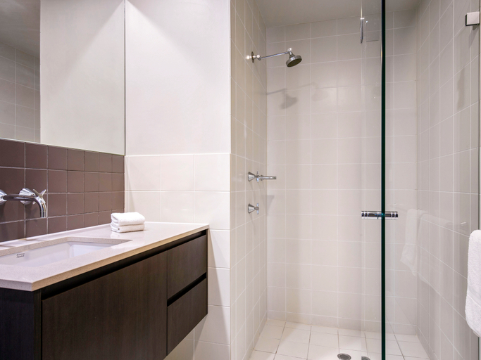Bathroom 26