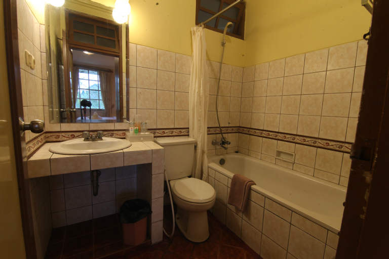 Bathroom 6