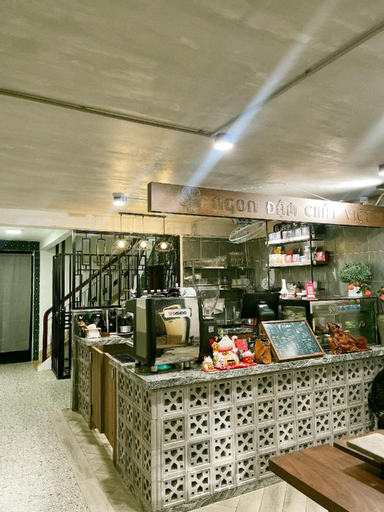Food & Drinks 4, Larita Saigon, District 3