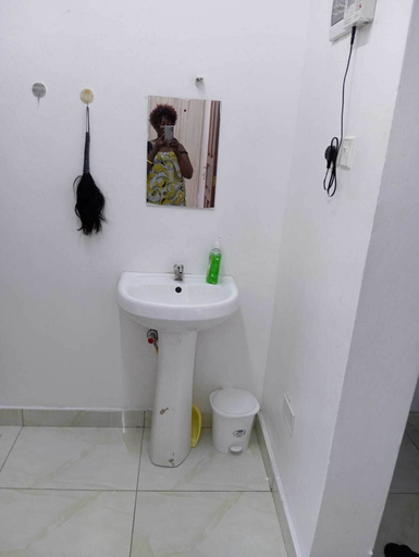 Bathroom 2, Lux Suites Rosavosa Apartments Bamburi, Kisauni
