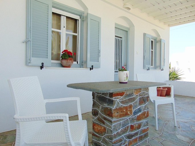 Others 4, George's Place Sifnos - apartments, South Aegean