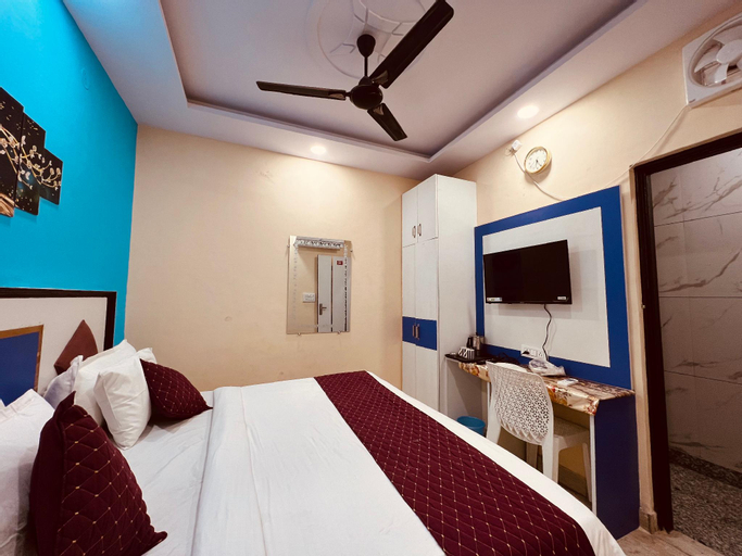 Bedroom 12