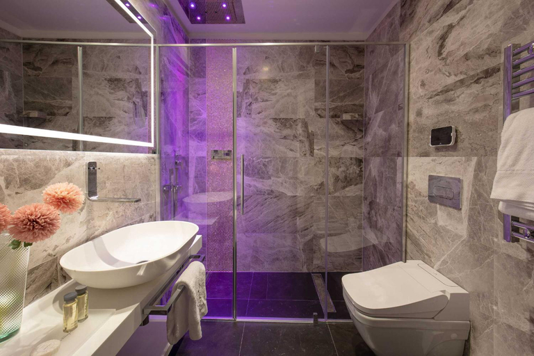 Bathroom 4, Hotel La Place Roma, Rome