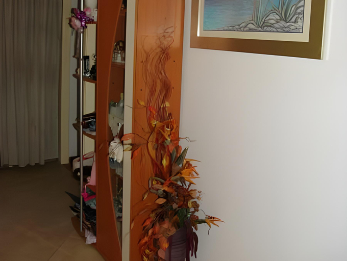 Others 2, Rooms Secer, Split