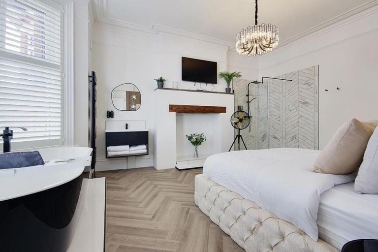 Bedroom 16