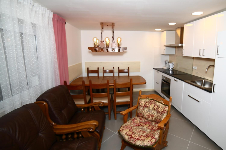 Dining Room 14