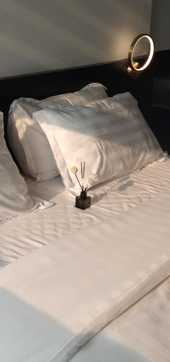 Bedroom 3, High-end 2BR Apartment - Beautiful view - 5' Tràng Tiền, Vincom, Huế