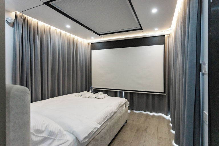Bedroom 4, Zvezdnaya Hotel, Almaty