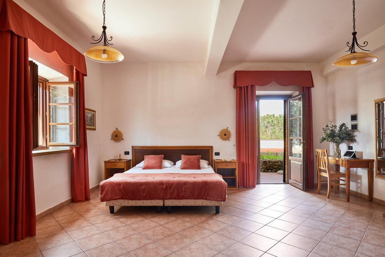 Others 5, Relais Belvedere, Pisa