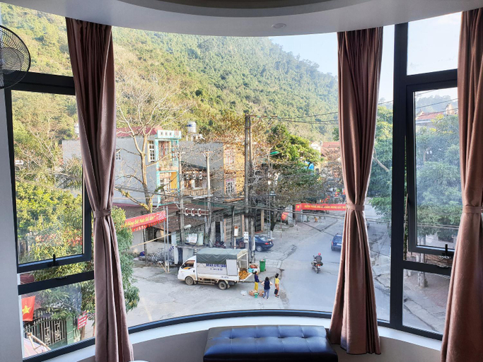 Others 3, Long Hotel, Hà Giang