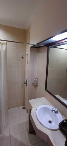 Bathroom 4