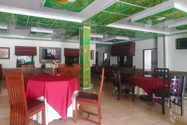 Food & Drinks 5, Urbanview Hotel Cendrawasih Lahat By RedDoorz, Lahat