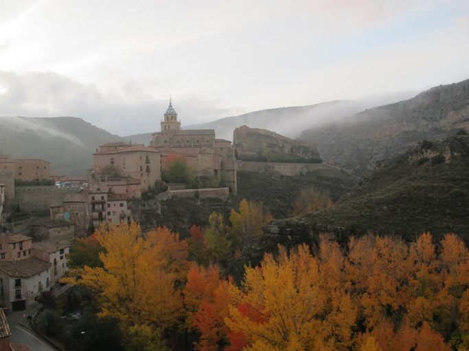 Others 5, Los Palacios, Teruel