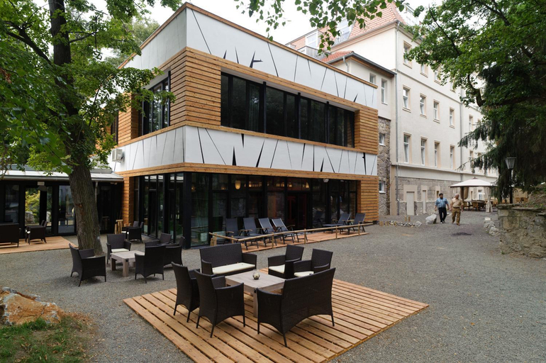 Exterior & Views, Oxigen Family Hotel Noszvaj, Eger