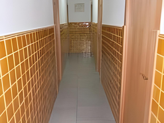 Others 5, Hostal Alba, Albacete