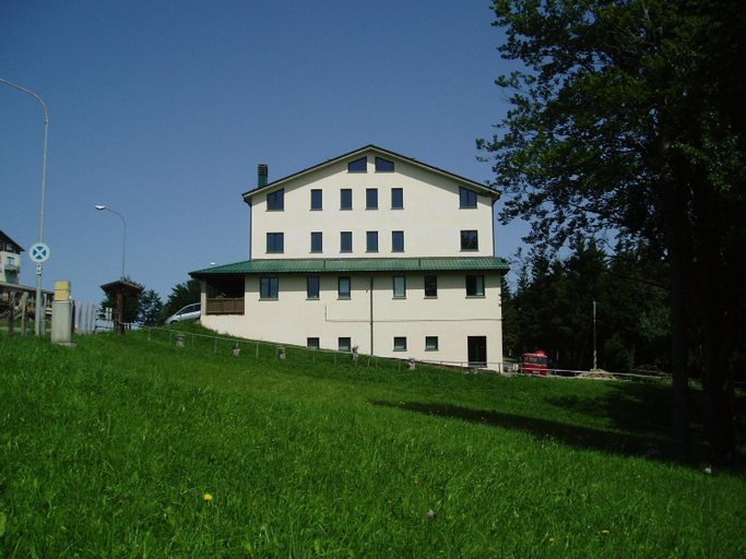 Others 3, Normena Mountain Residence, Parma